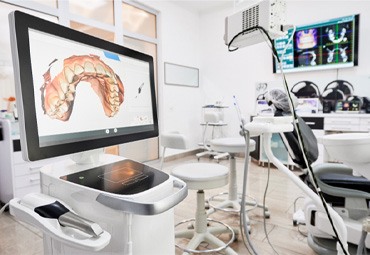Orthodontist office with scan of patient's teeth